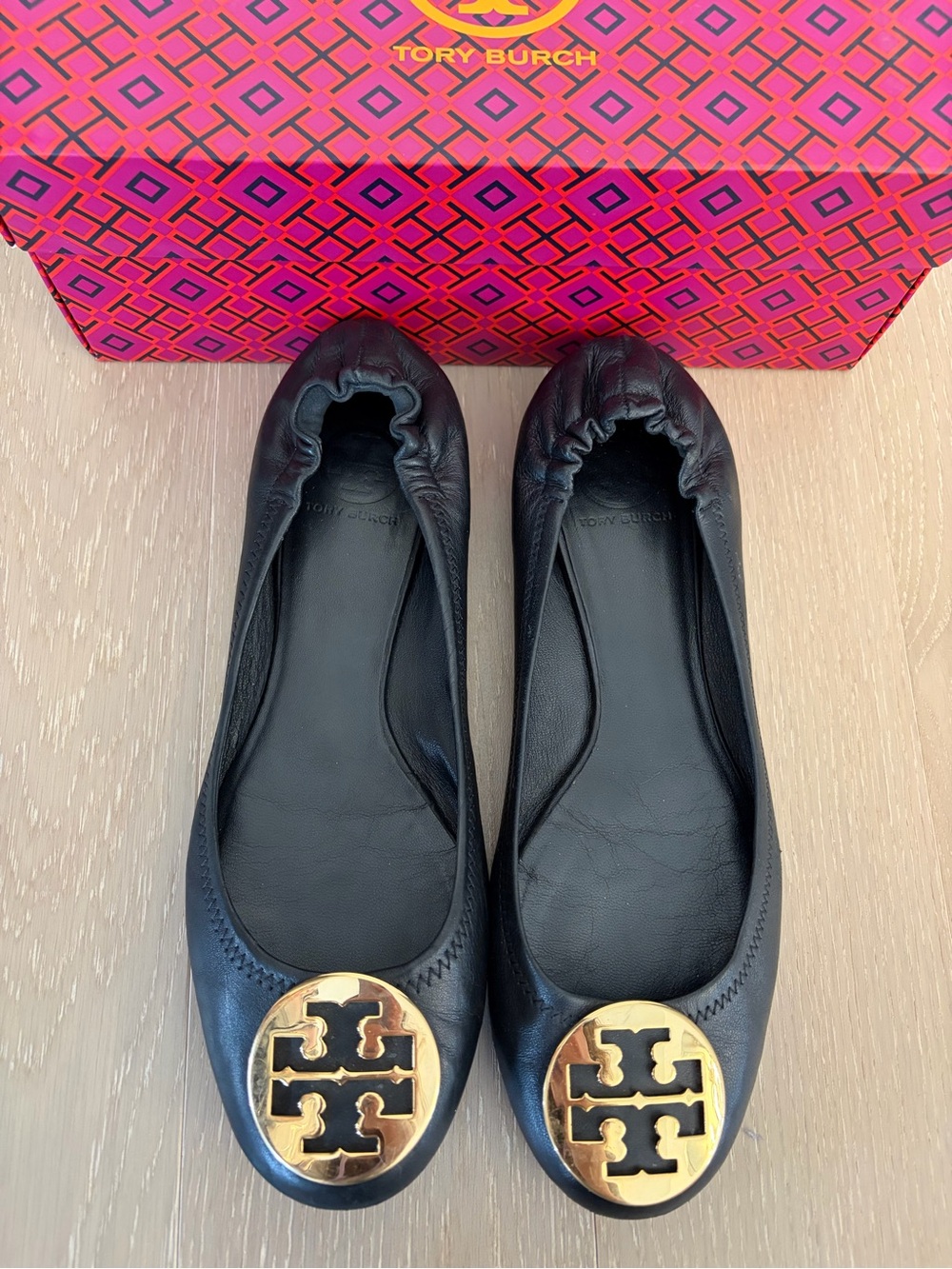 Tory Burch Black Leather Logo Medallion Ballet Flats